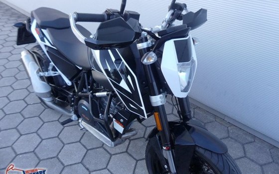 Gebrauchtmotorrad KTM 690 Duke - Bild 2