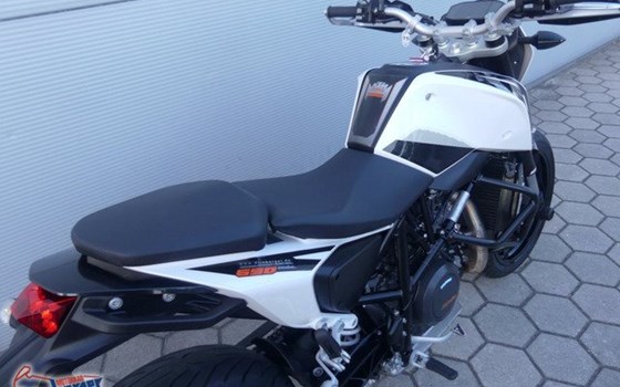 Gebrauchtmotorrad KTM 690 Duke - Bild 5