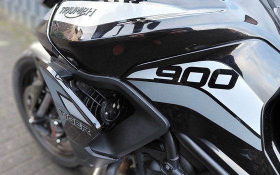 Gebrauchtmotorrad Triumph Tiger 900 GT - Bild 9