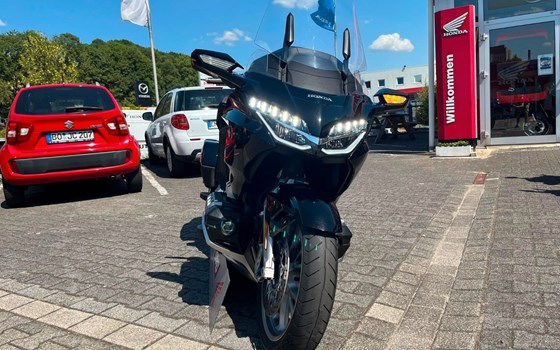 Gebrauchtmotorrad Honda GL 1800 Goldwing Tour - Bild 2
