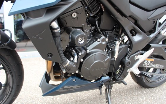 Gebrauchtmotorrad Honda CB750 Hornet E-Clutch - Bild 18