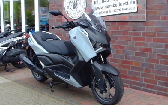 Gebrauchtmotorrad Yamaha XMAX 300 Tech MAX+ - Bild 2
