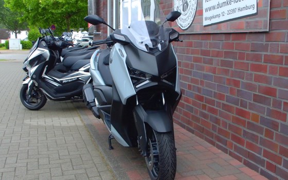 Gebrauchtmotorrad Yamaha XMAX 300 Tech MAX+ - Bild 3