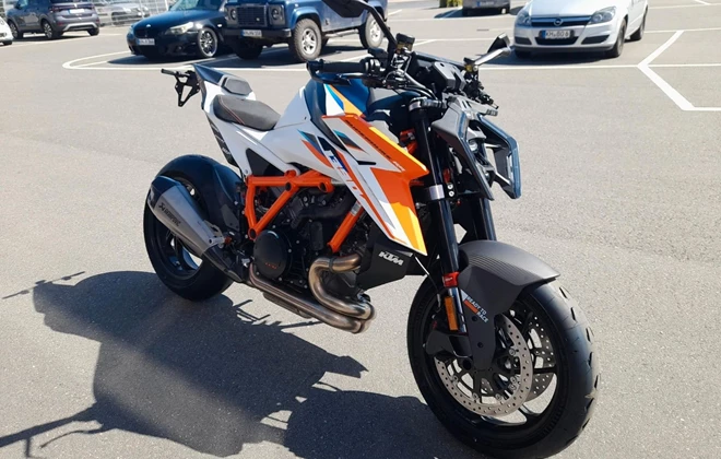 KTM 1390 Super Duke RR