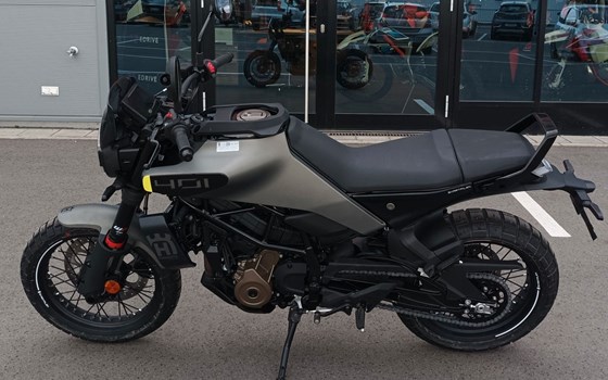 Neufahrzeug Husqvarna Svartpilen 401 - Bild 5