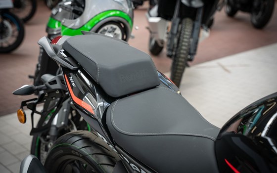 Neufahrzeug Benelli BN 125 - Bild 9