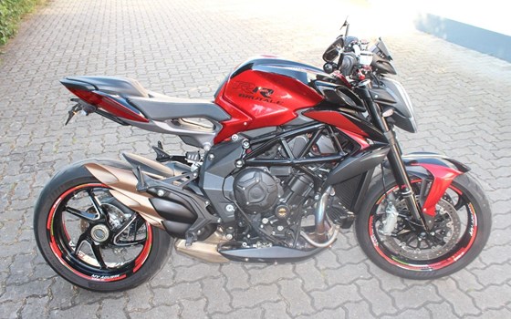 Gebrauchtmotorrad MV Agusta Brutale 800 RR - Bild 1