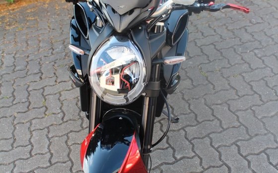 Gebrauchtmotorrad MV Agusta Brutale 800 RR - Bild 4
