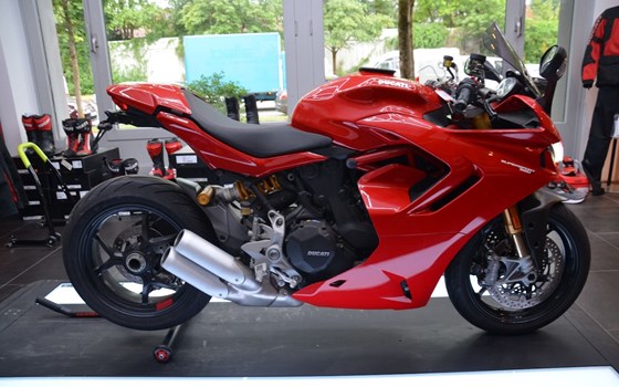 Gebrauchtmotorrad Ducati SuperSport 950 S - Bild 3