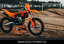 Neumotorrad KTM 450 SX-F