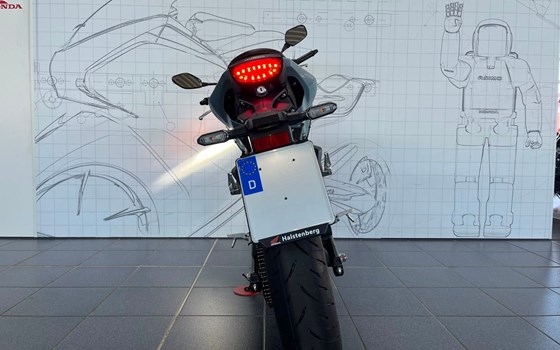 Gebrauchtmotorrad Honda CB125R - Bild 10