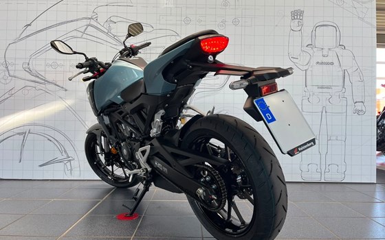 Gebrauchtmotorrad Honda CB125R - Bild 4