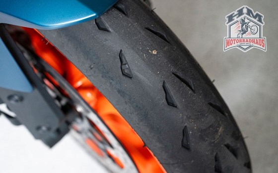 Gebrauchtmotorrad KTM 890 Duke R - Bild 14