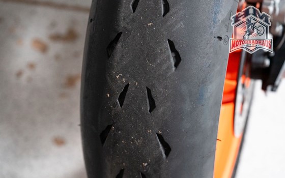 Gebrauchtmotorrad KTM 890 Duke R - Bild 15