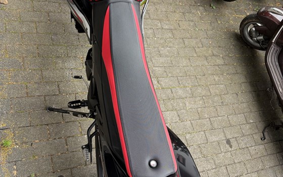 Gebrauchtmotorrad Aprilia RX 125 - Bild 4