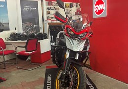 Neumotorrad QJ Motor SRT 900 SX