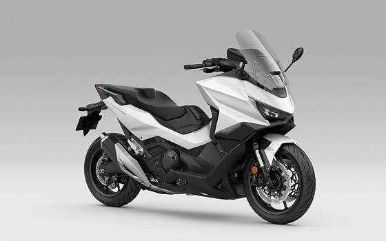 Neufahrzeug Honda Forza 750 - Bild 1