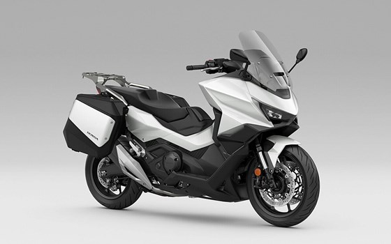 Neufahrzeug Honda Forza 750 - Bild 6