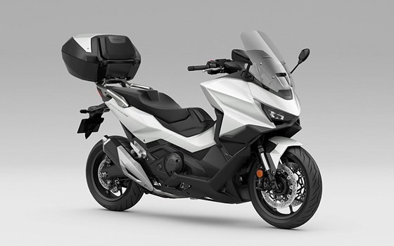 Neufahrzeug Honda Forza 750 - Bild 8
