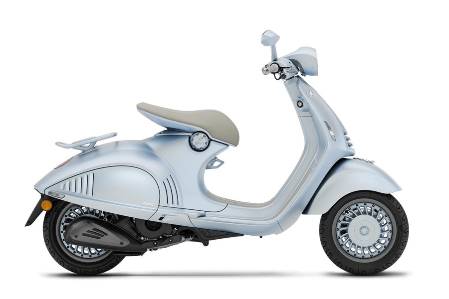 Vespa 946 Snake