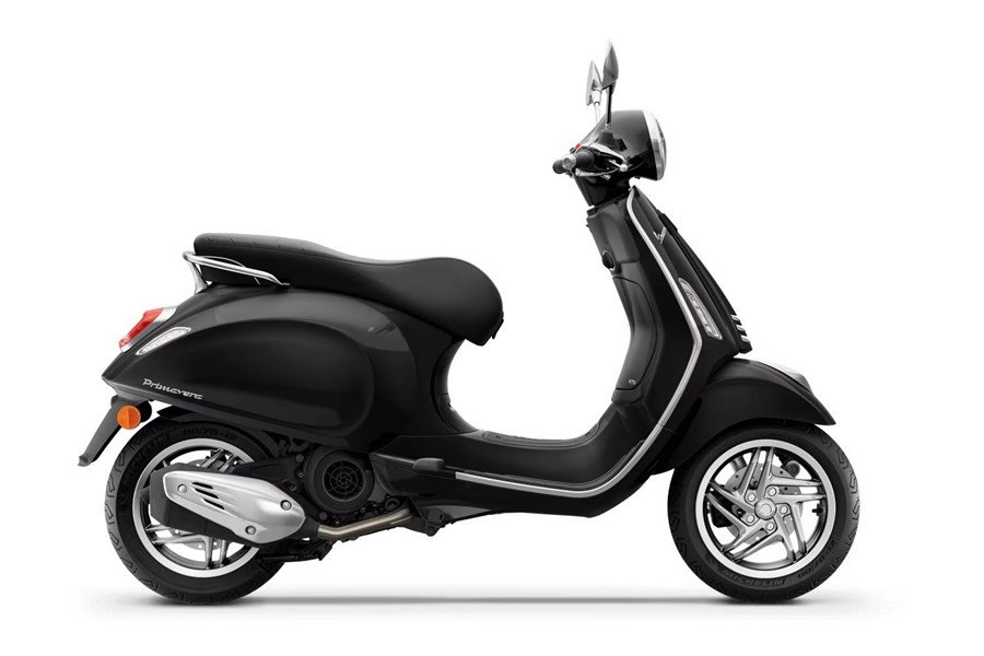 Vespa Primavera 125