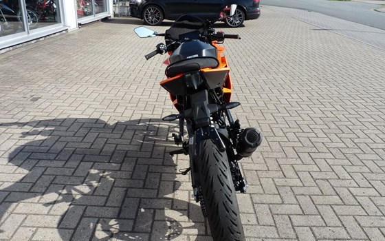 Gebrauchtmotorrad KTM RC 125 - Bild 8