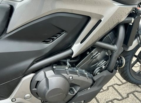 Gebrauchtmotorrad Honda NC750X DCT - Bild 7