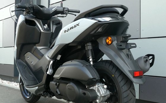 Gebrauchtmotorrad Yamaha NMAX 125 Tech MAX - Bild 7