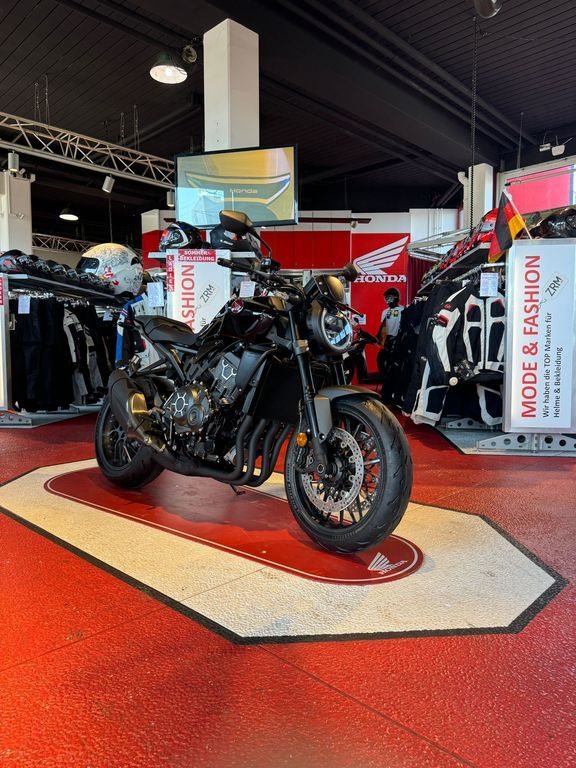 Honda CB1000R Black Edition