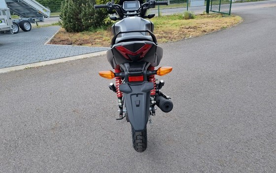 Gebrauchtmotorrad Honda CB125F - Bild 5
