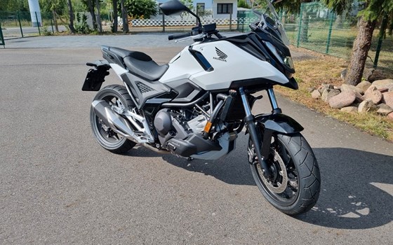 Gebrauchtmotorrad Honda NC750X - Bild 3
