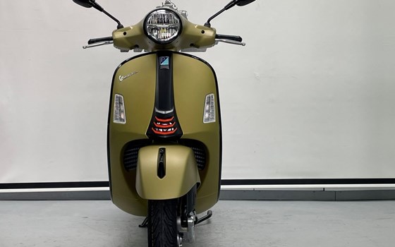 Neufahrzeug Vespa GTS Super Sport - Bild 4