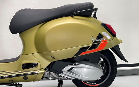 Neufahrzeug Vespa GTS Super Sport - Bild 7