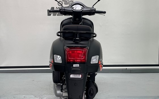 Neufahrzeug Vespa GTS 125 Super Sport - Bild 8