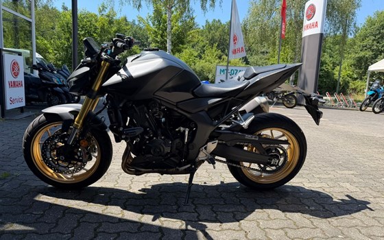 Gebrauchtmotorrad Honda CB1000 Hornet SP - Bild 6