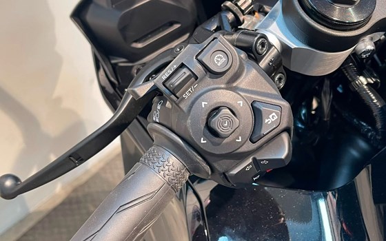 Gebrauchtmotorrad Yamaha R7 - Bild 9