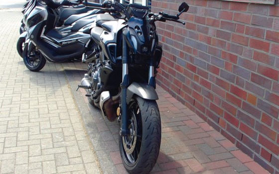 Gebrauchtmotorrad Yamaha MT-07 - Bild 3