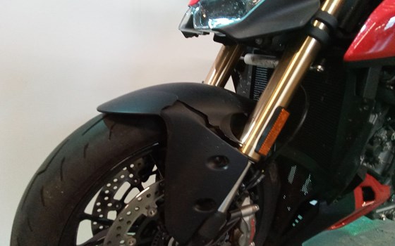 Gebrauchtmotorrad Ducati Streetfighter V2 - Bild 13