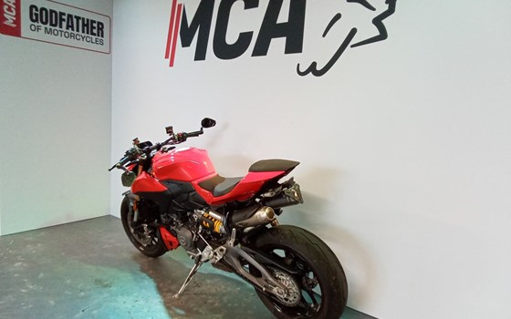 Gebrauchtmotorrad Ducati Streetfighter V2 - Bild 8