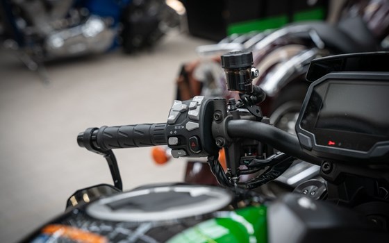 Neufahrzeug Kawasaki Z H2 - Bild 9