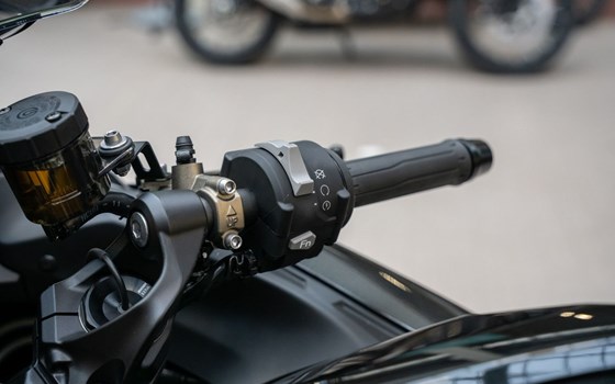 Neufahrzeug Kawasaki Ninja H2 SX SE - Bild 10