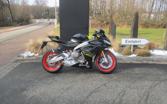 Gebrauchtmotorrad Aprilia RS 660 - Bild 2