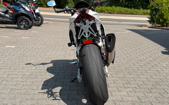 Gebrauchtmotorrad Aprilia Tuono V4 1100 Factory - Bild 5