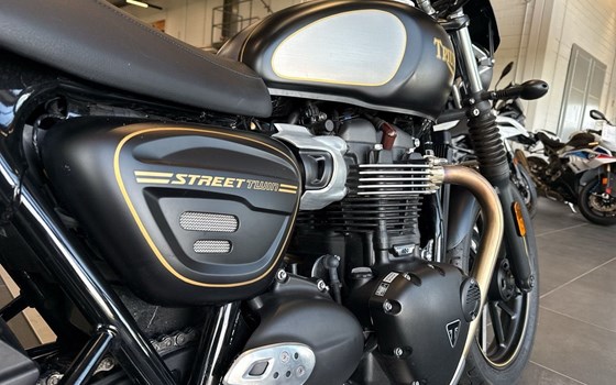 Gebrauchtmotorrad Triumph Street Twin - Bild 12