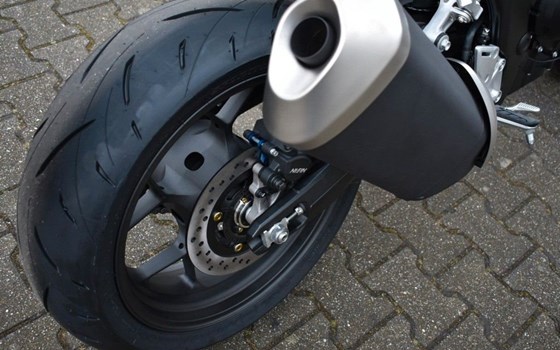 Gebrauchtmotorrad Honda CB1000 Hornet - Bild 11
