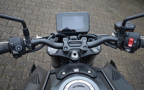 Gebrauchtmotorrad Honda CB1000 Hornet - Bild 7