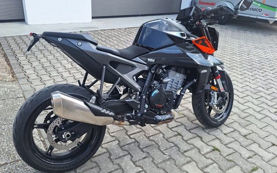 Gebrauchtmotorrad KTM 990 Duke - Bild 4