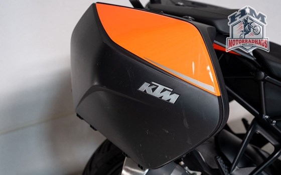 Gebrauchtmotorrad KTM 1290 Super Duke GT - Bild 8