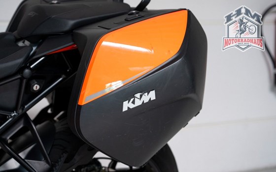 Gebrauchtmotorrad KTM 1290 Super Duke GT - Bild 9