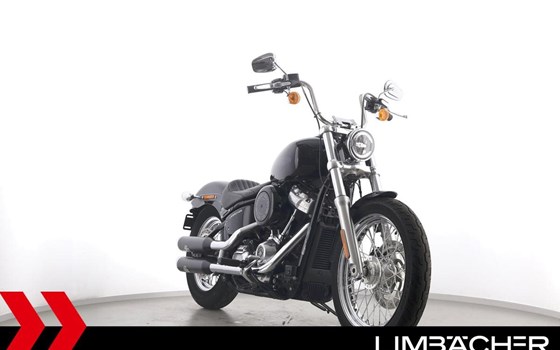 Gebrauchtmotorrad Harley-Davidson Softail Standard FXST - Bild 2